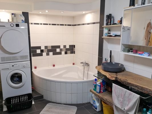 Badezimmer 2