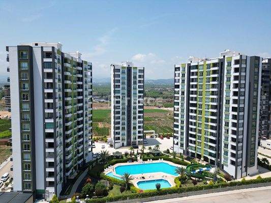 Apartments Within Walking Distance of the Beach in Mersin