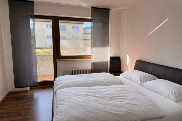 Helles Schlafzimmer.png