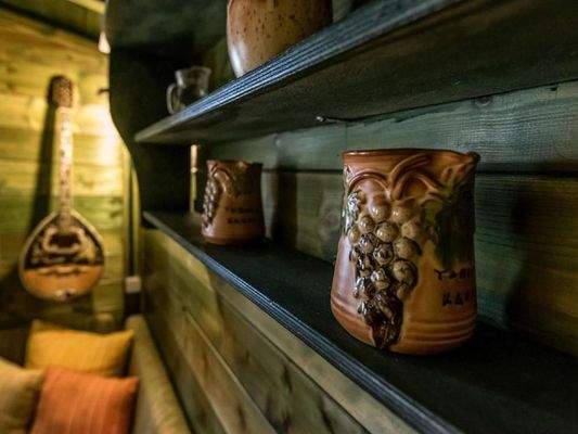 Kreta, Roussospiti: Einzigartige Villa mit separatem Apartment auf großem Grundstück mit Pool zu verkaufen