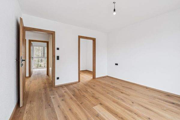 Schlafzimmer mit Ankleide