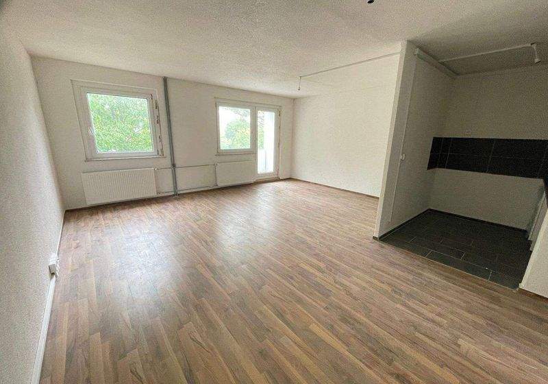 ! ERSTBEZUG !   Wohnen in Familiengerechter Lage