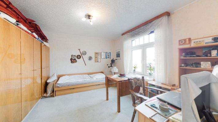 Schlafzimmer Wohnung oben