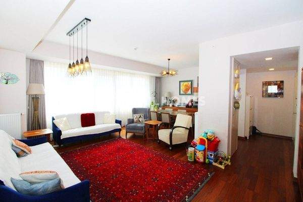 Duplex Property Close to the Main Road and Subway in Kadikoy