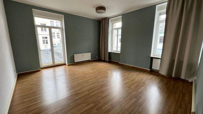 Büro 6 mit Balkon