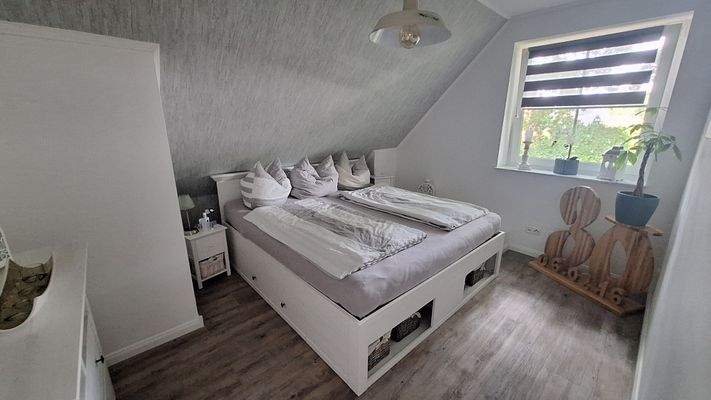 OG - Schlafzimmer 3954.jpg