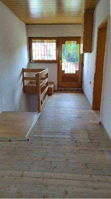 Flur OG/DG mit Zugang zum Balkon