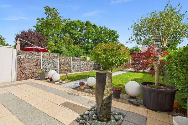 Schlossstraße 22 – 54293 Trier-Quint