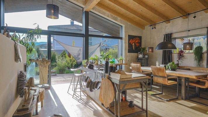 KITZIMMO-exklusives Haus in Seenähe kaufen. Immobilien St. Ulrich am Pillersee.-3