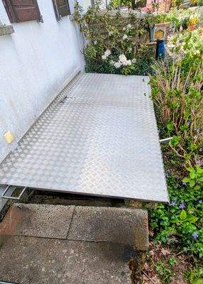 Abdeckung Kellertreppe