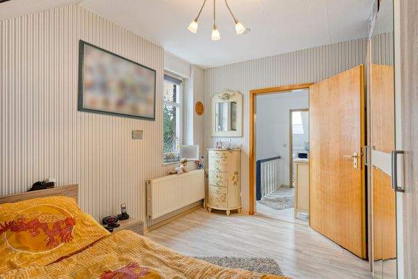 Schlafen I WE rechts OG