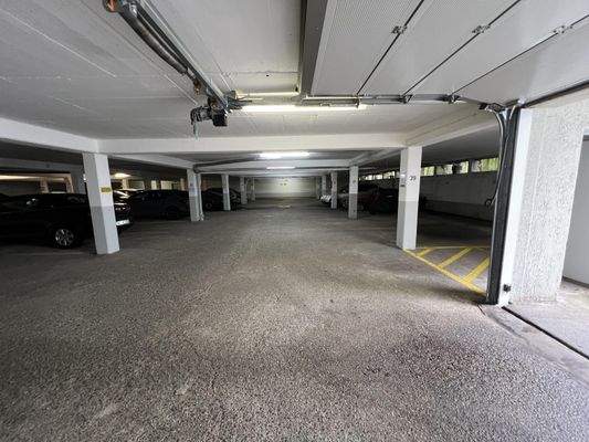 Innenansicht Stellplätze