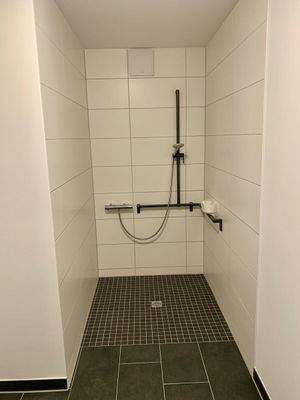29. Whg 32, 1-Zimmer-Whg, Badezimmer, Dusche