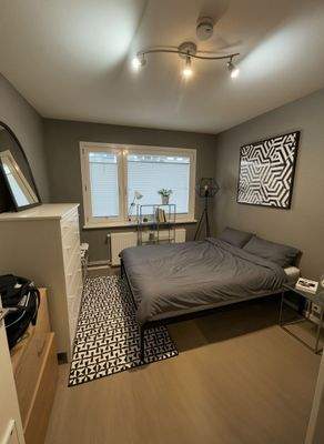 Schlafzimmer 2, KI-generiert