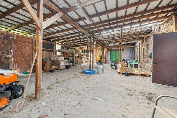 Nebengebäude Wohntrackt