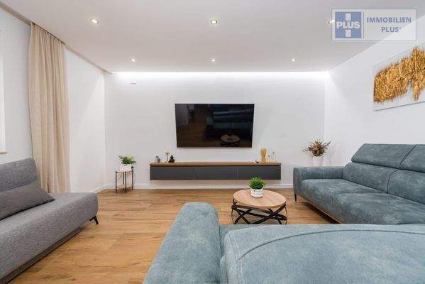 tinj-luksuzna-villa-s-velikom-okucnicom_5