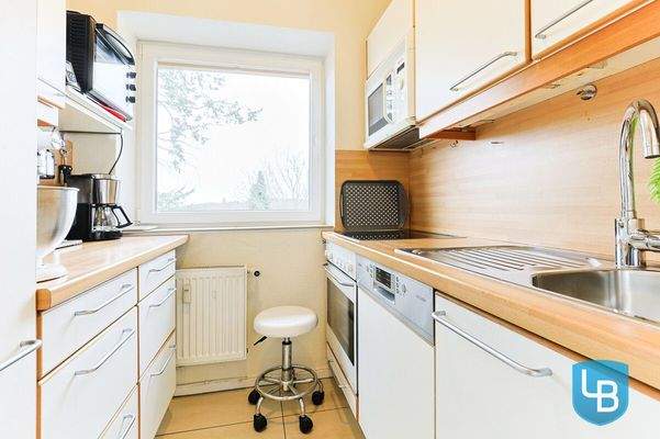 Küche mit Einbauten