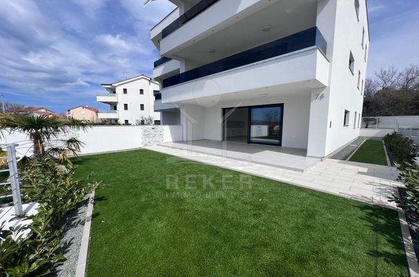 Geräumiges Erdgeschoss-Apartment mit zwei Einheiten