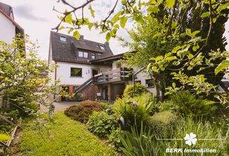 Garten- und Hausansicht
