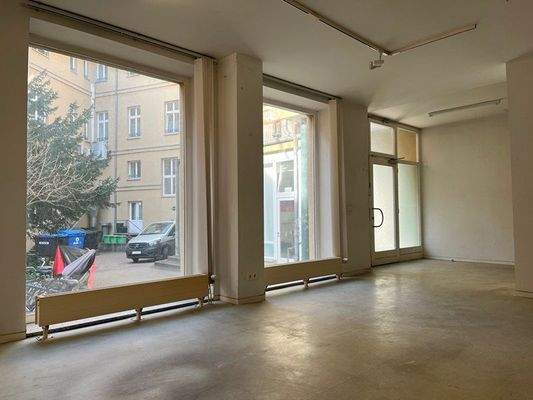 Fensterfläche hofseitig