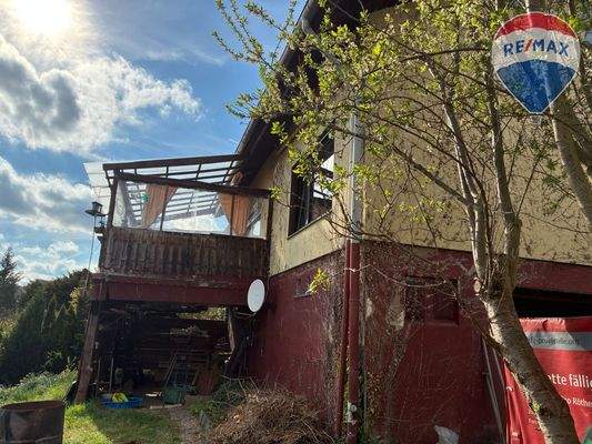 06 Haus mit Terrasse