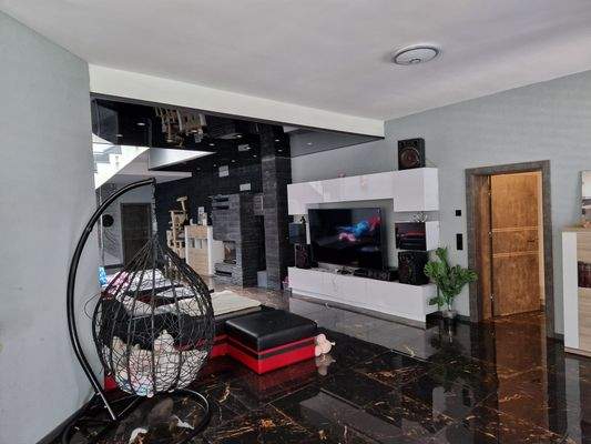 Wohnbereich mit Kamin