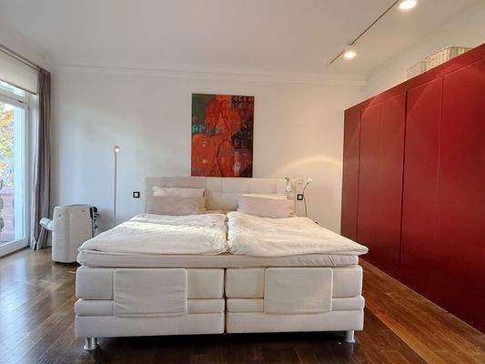 Schlafen u. Ankleide