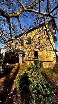 Außenansicht vom Grundstsück