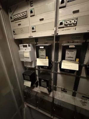 32 E-Installation