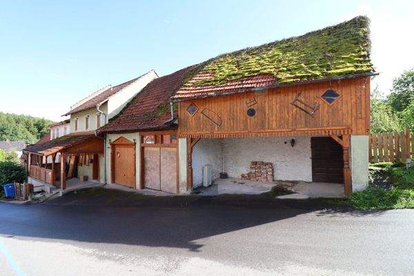 Fast ein ganzer Straßenzug nur für sich - links und rechts keine direkten Nachbarn