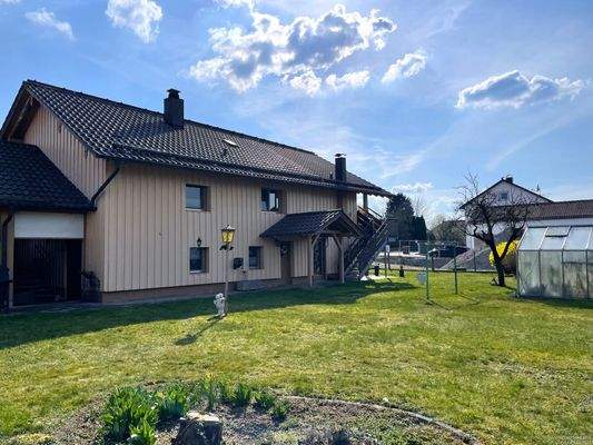 Toller, großer Garten