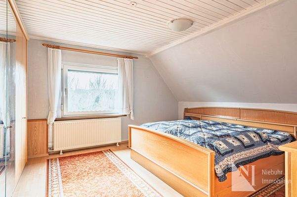 Elternschlafzimmer im DG