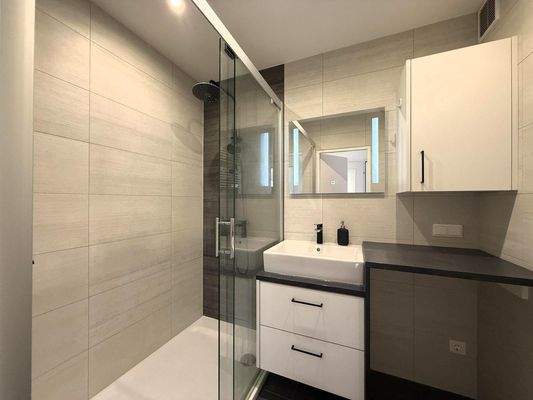 Bad mit Du, Wandspiegel, Handtuchtr. WM/WT-Anschl.