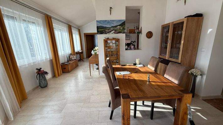 att.NEBmveEwxZP3h1VE4GrmElLssZJXrA0WoBmmef6c80A.JP