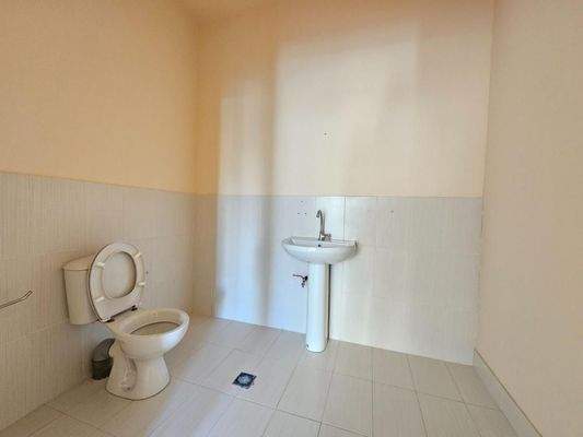 Kreta, Heraklion: Büro im Stadtteil Therissos zu verkaufen