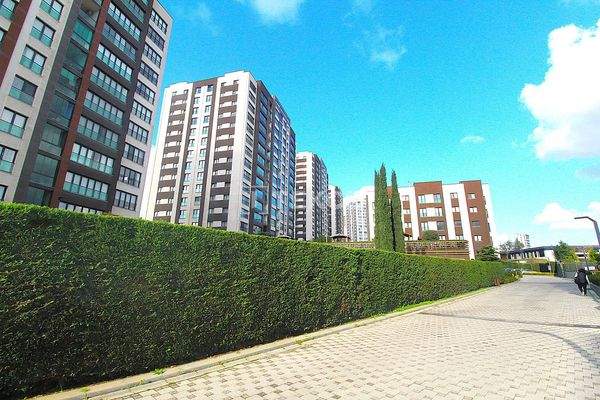 Apartments with Swimming Pools in Beylikdüzü İstanbul