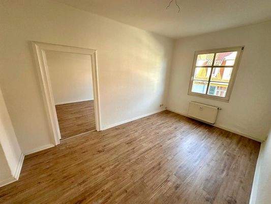 1. Kinder- Arbeits- oder Ankleidezimmer