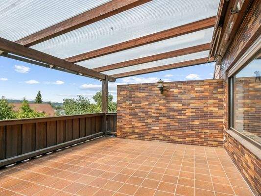 Großzügige Terrasse OG