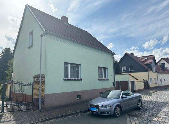 Straßenansicht rechts