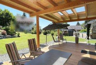 Überdachte Terrasse