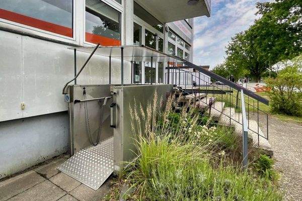 Lift wg. Barrierefreiheit Physio