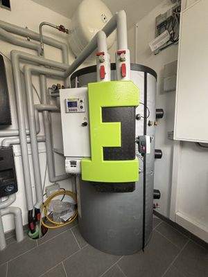 Geringe Heizkosten, dank Nahwärmeanschluss und moderner Bauweise