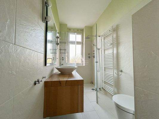 Badezimmer 2/bathroom 2