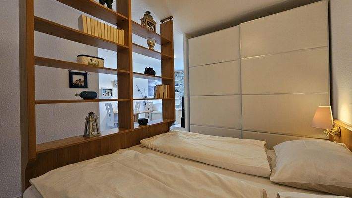 Schlafnische offen zum Wohnzi.