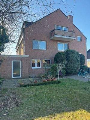 Hausansicht Garten 2