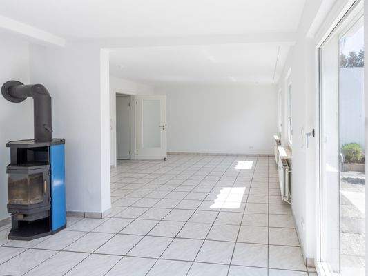 Wohnzimmer (weitere Ansicht)