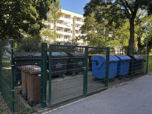 Mülltonnen Platz