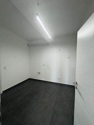 Küche von Büroraum_5.JPG