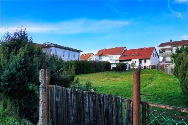 Blick aufs Grundstück