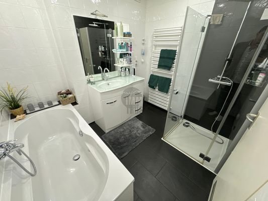 OG Badezimmer